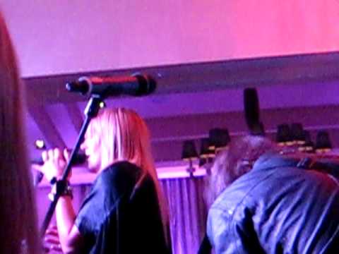 Grace Potter and the Nocturnals - Medicine (VH1 Save the Music Benefit)