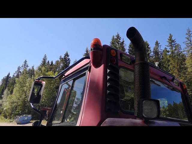 668348 Piste machine Kässbohrer Pistenbully 300 W - 1997