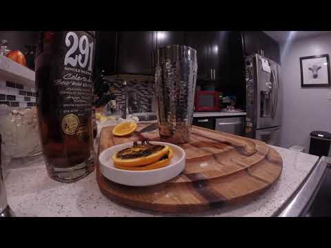 HOLIday Cheer - Cocktail recipe in 30 seconds