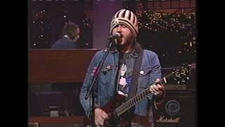 Badly Drawn Boy - &quot;Everybody&#39;s Stalking&quot; [Letterman 5/24/01]