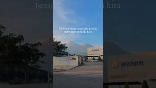 Download lagu Jangan Pernah Menjadi Pelangi Untuk Orang Yang Buta Warna mp3