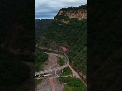 Zona del viejo Puente Mal Paso, Chicoana #drone #vistashermosas #rutasypaisajes #salta #travesia#dji