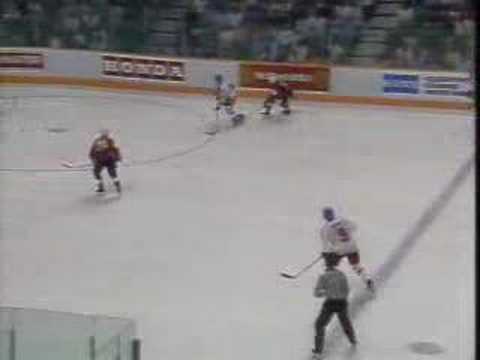 Canada - Czechoslovakia, Canada Cup 1987 Group game