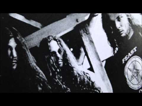Sinister - Awaiting The Absu
