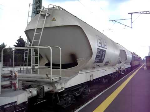 GFR - Grup Feroviar Român class 43 electric pulling a freight train past Băneasa station.