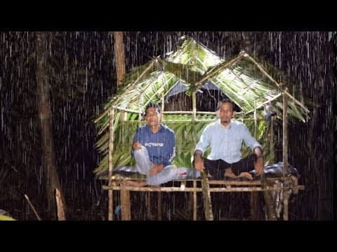 , title : 'Camping hujan deras siang dan tengah malam // tidur nyenyak di shelter unik'