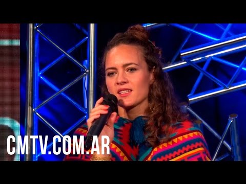 Paloma del Cerro video Entrevista y acstico - CM Folklore 2017