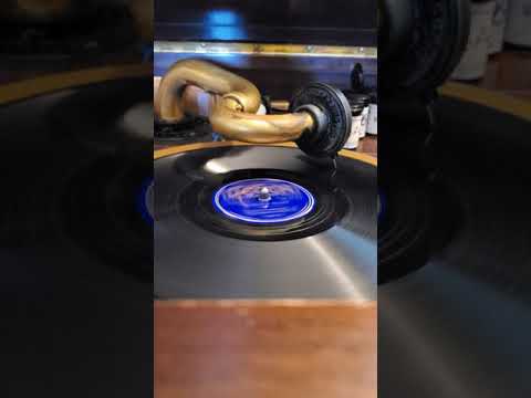 Rosetta Blues - (vocal Rosetta Howard) The Harlem Hamfats  Decca Records #7370