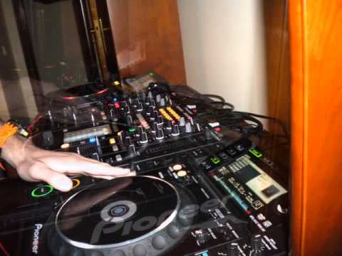 Sebastian Ingrosso & Tommy Trash & Kickdrum & A&G - Flashback Reload The World (EtniesthaDJ Version)