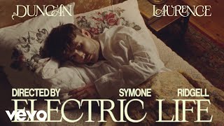 Kadr z teledysku Electric Life tekst piosenki Duncan Laurence
