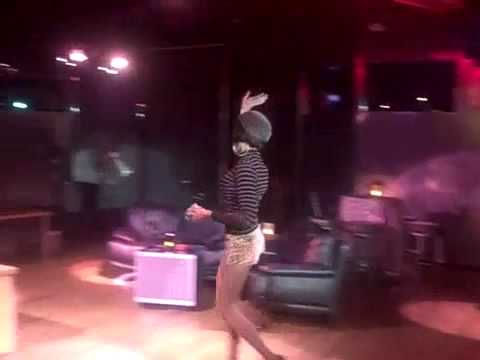 Rebecca Glasscock performs "Tu Es Foutu" by Ingrid