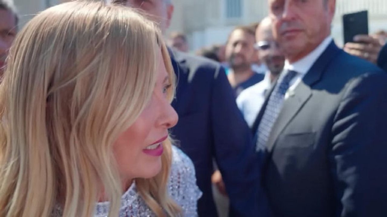 Meloni a Policoro nei luoghi colpiti dal nubifragio: Il Governo farà la sua parte