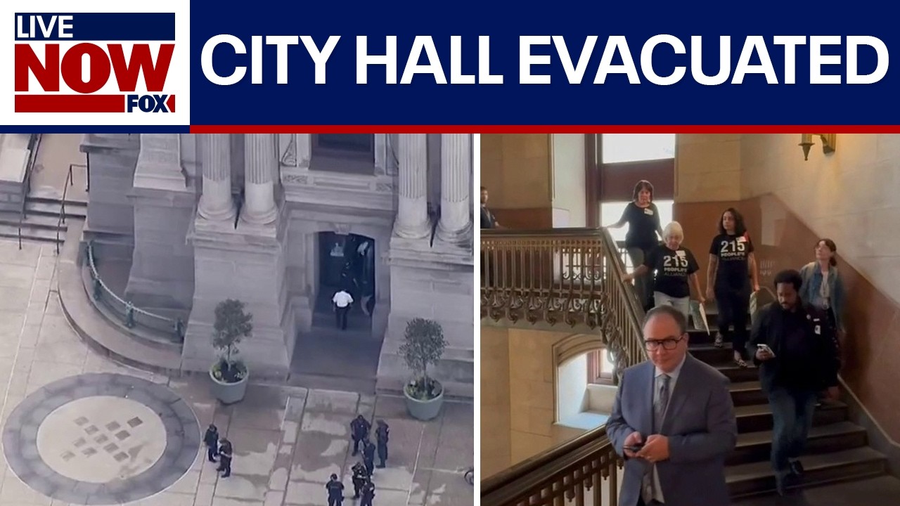 Philadelphia City Hall cleared after suspicious package found