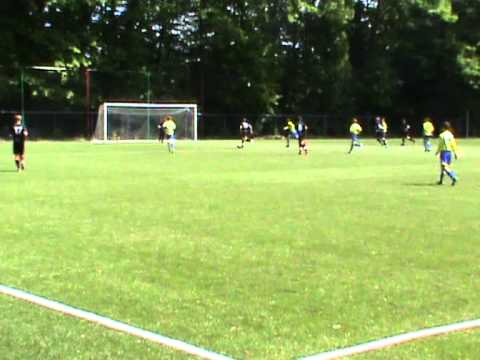 2 juni 2013 NEC Cup Van Gelderland - VV De Meern C1 Doelpunt Tim, assist Sander