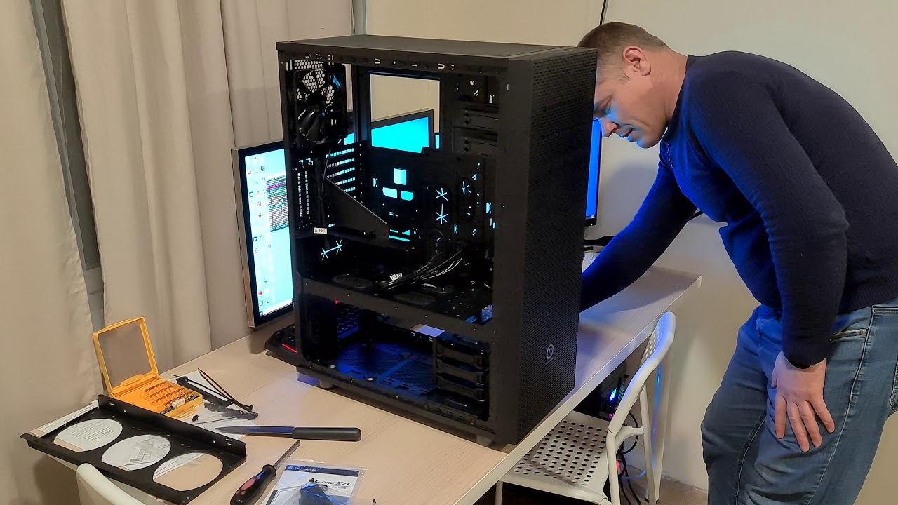 Компьютерный корпус Thermaltake Core X71 TG, черный