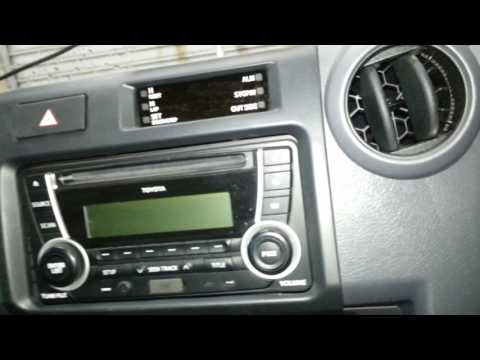 How to remove the radio from a Toyota  Landcruiser