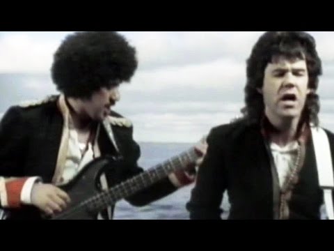 Gary Moore feat. Phil Lynott - Out In The Fields [HD]