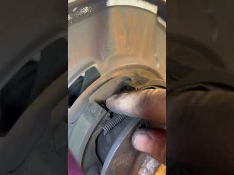 Bmw replacing rear disc and pad