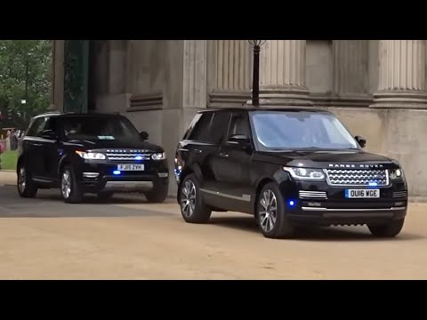 "Move over!" New VIP Range Rovers escorted into Buckingham Palace
