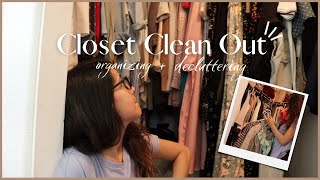 CLOSET CLEAN OUT: Decluttering + Organizing all of my clothes