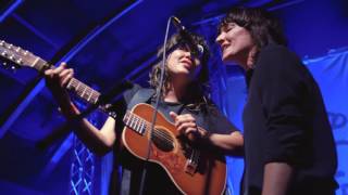 Jen Cloher and Courtney Barnett - Shady Grove