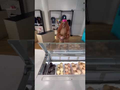 The Sassiest Customer