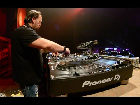 DJ Quicksilver aka Watergate Megamix