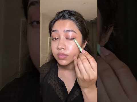 AFFORDABLE COLLEGE MAKEUP #SHORTS