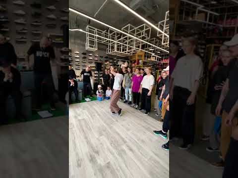 Experimental hip hop dance freestyle (All styles dance battle)