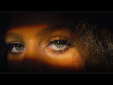 Elyanna - Ana Lahale ft. Massari (Official Video)