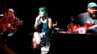 The Moxy acoustic Step Down