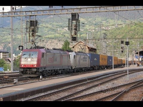 Crossrail BR 185 592 und 185 581 mit P&O UKV in Brig