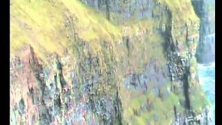 THE CHIEFTAINS - Molly Bán (SNIPPETS OF IRELAND 3)