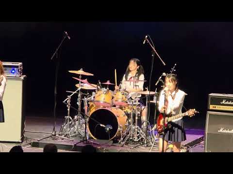 QWER World Tour ROCKATION San Francisco | Dear (눈물참기) | 쵸단 | 20251114 [4K][60FPS]