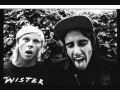 Bleeding Knees Club - Hate Me 