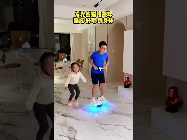 Vídeo relacionado con Balón Saltarín Equilibrio Niños, Pogo Ball con Asa, Base Antideslizante, Juguete Interior & Exterior, Deporte y Fitness para Niños y Adultos (Violeta)