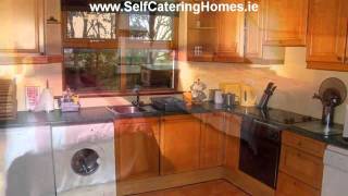 preview picture of video 'Seaview Farmhouse Self Catering Bunmahon Waterford Ireland'