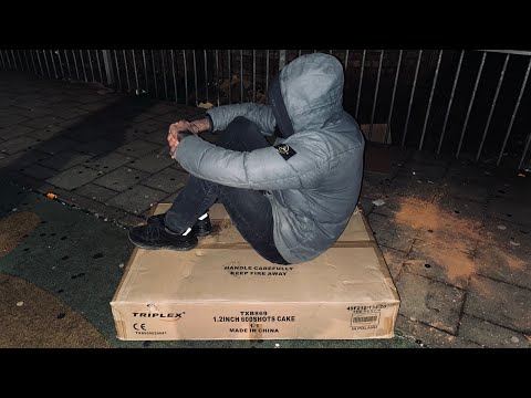 Triplex - TXB869 Boven de huizen