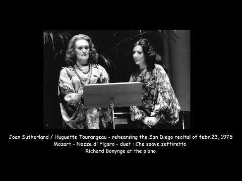 Mozart - Nozze di Figaro - duet - sung by Joan Sutherland and Huguette Tourangeau