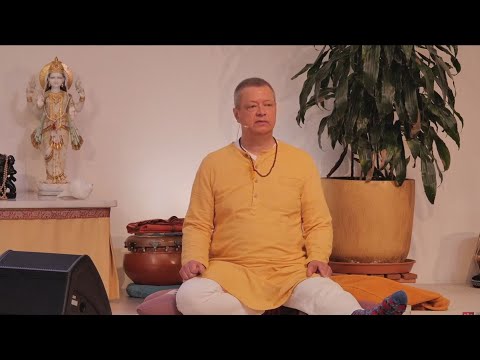 Yogastunde zum 30jährigen Jubiläum von Yoga Vidya mit Narendra - Yoga Vidya Live - 9:15 Uhr 22.01.22