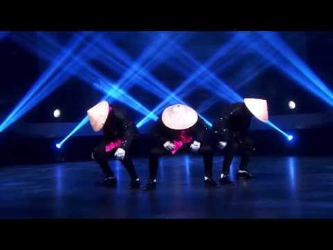 Strawhatz - Live performence @ MDC