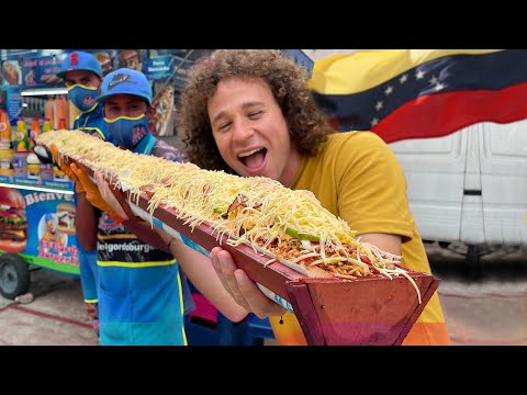 Tasting street food in VENEZUELA 🇻🇪🫓
