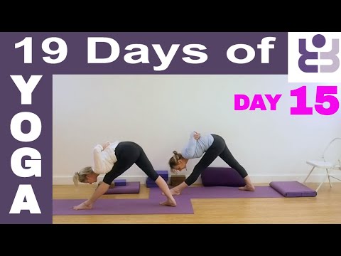 19 Days of Yoga - Day 15. Iyengar Yoga Sequence