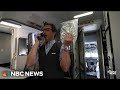 There S Good News Tonight Southwest Flight Attendant Gives Passengers An Outlet To Share Mid Air