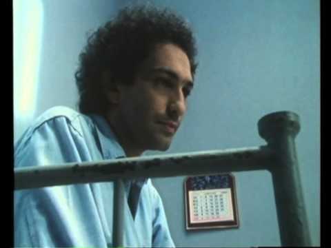 Michel Berger - Chanter pour ceux qui sont loin de chez eux (Clip officiel)