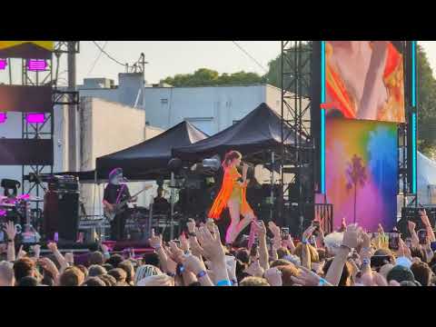 Sophie Ellis‐Bextor - Murder On The Dancefloor (Outloud Festival, LA CA 6/1/24)