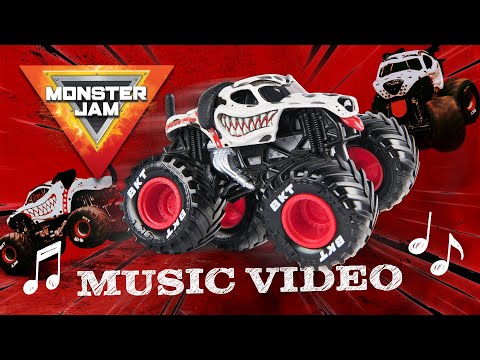 Monster Mutt Fan Music Video 🐶🎶 | Monster Jam Trucks Song #6