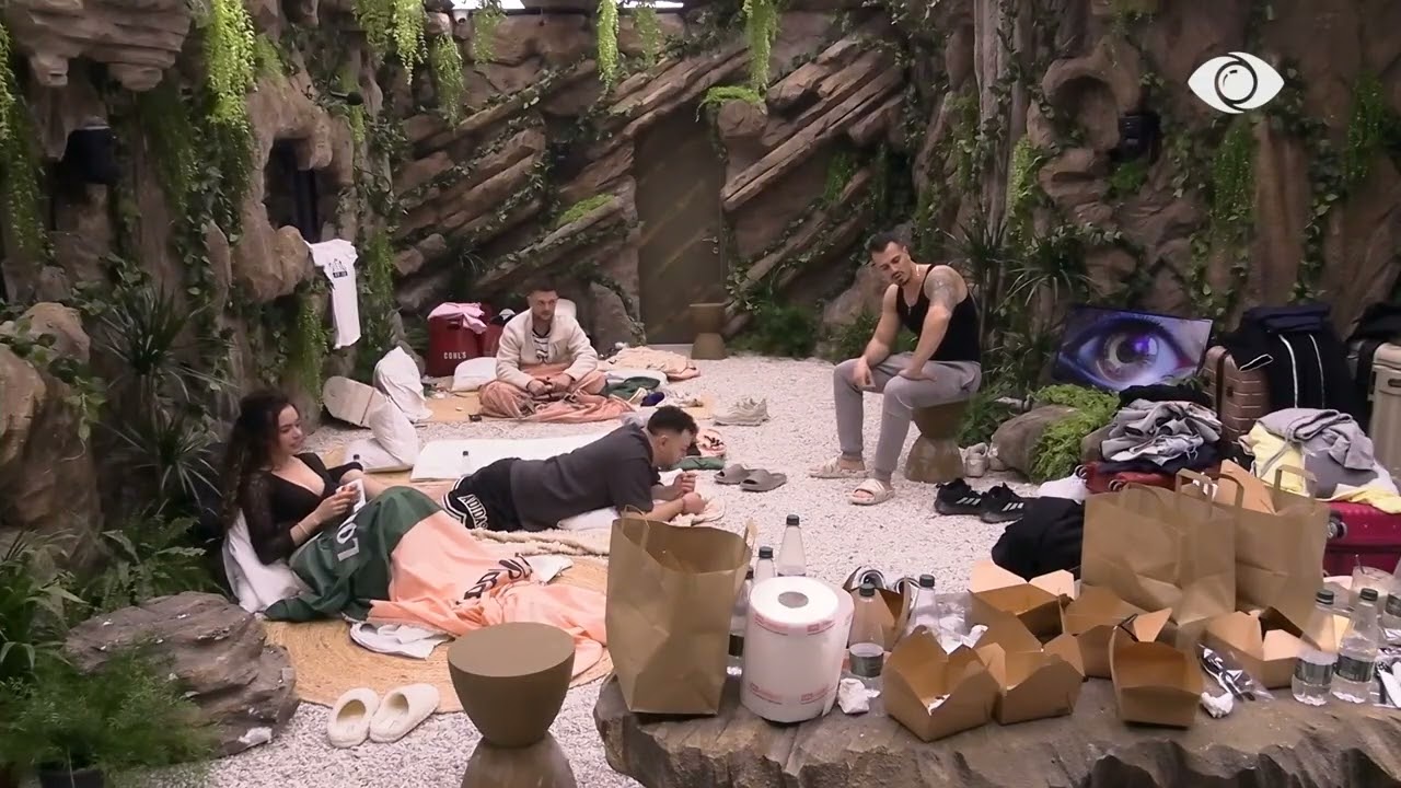 Baby G qëndron tek dera e 'Shpellës', Mateo-Mirit: Erdhi ushtari jot