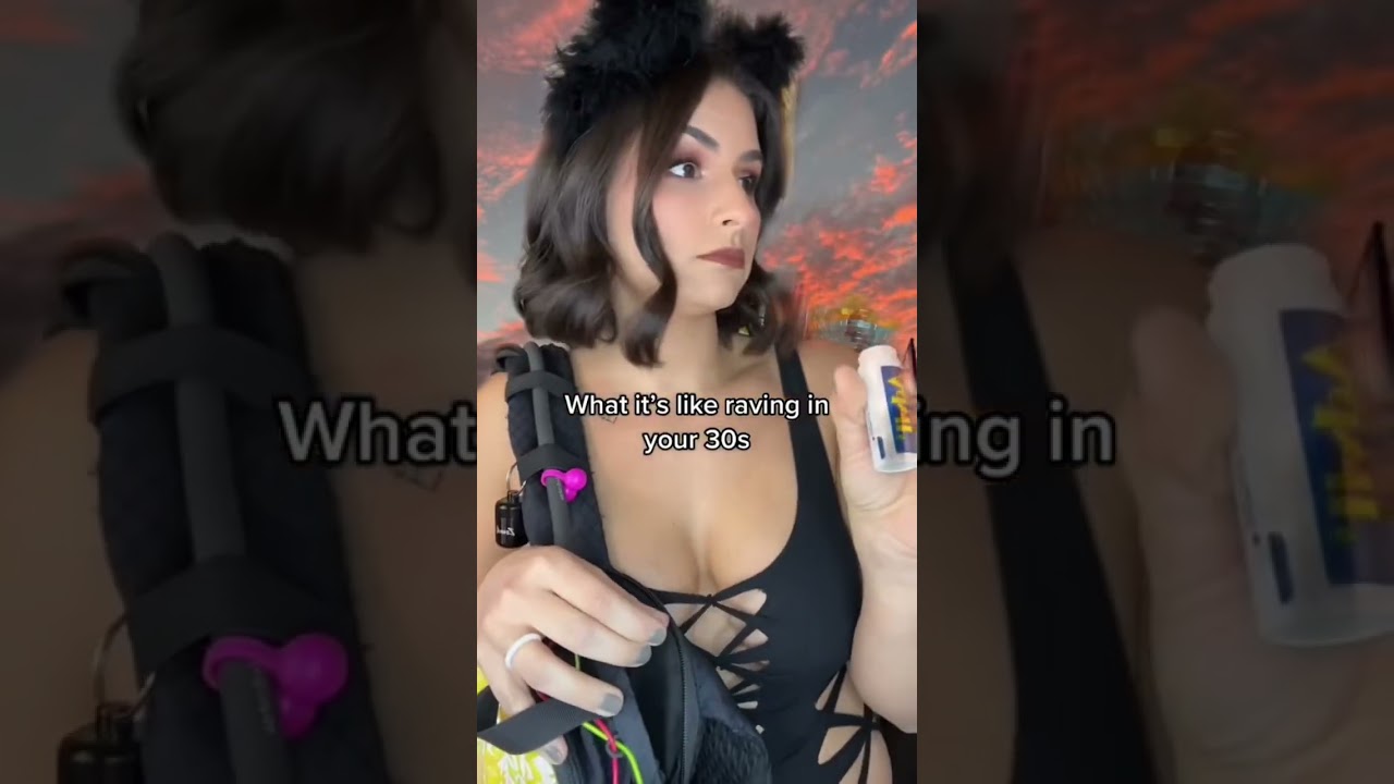 Back & body hurts for real 😅 #rave #raver #30s #musicfestival #ravers #ravehumor