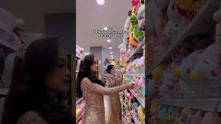 Download lagu KETIKA KETEMU MANTAN PACAR #riaspengantin #shorts mp3